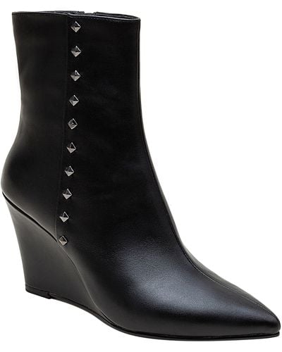 Lisa Vicky Sassy Pointed Toe Wedge Bootie - Black