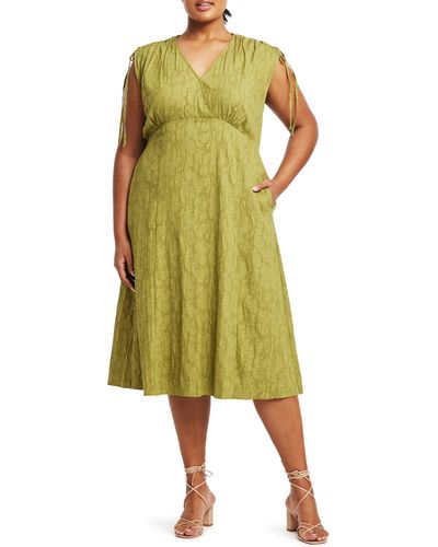 Estelle Tyra Fit & Flare Dress - Green