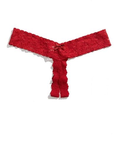 Hanky Panky Signature Lace Low Rise Crotchless Thong - Red