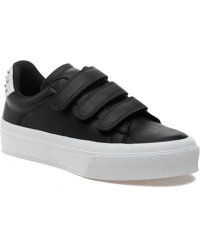 J/Slides Gennie Studded Platform Sneaker - Black