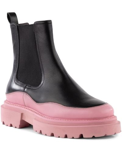 Seychelles Savor The Moment Chelsea Boot - Pink