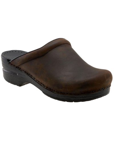 Dansko 'sonja' Oiled Leather Clog - Brown