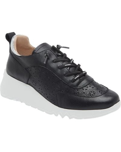 Wonders Platform Wedge Sneaker - Black