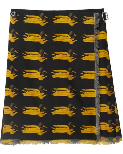 Burberry Duck Print Pleated Wool Kilt Skirt - Black