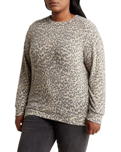 Loveappella Loveapella Brushed Leopard Print Long Sleeve Crewneck Top - Gray