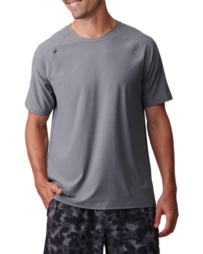 Rhone Reign Athletic Short Sleeve T-shirt - Gray