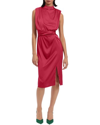 DONNA MORGAN FOR MAGGY Gathered Sleeveless Satin Cocktail Dress