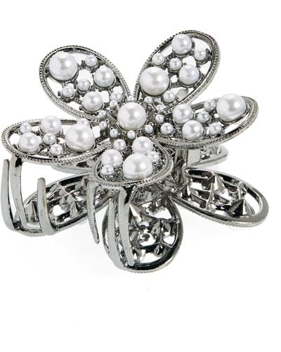 Tasha Imitation Pearl Flower Claw Clip - White
