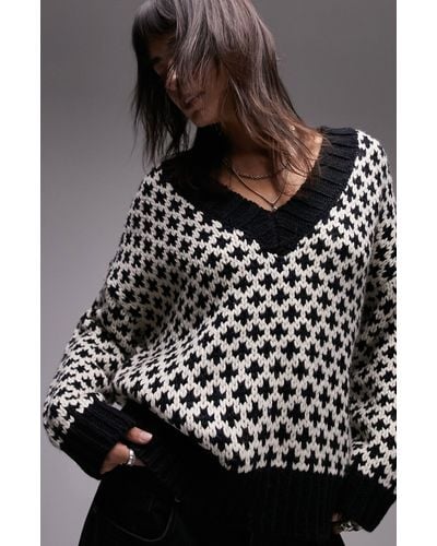 TOPSHOP Diamond Pattern V-neck Sweater - Gray