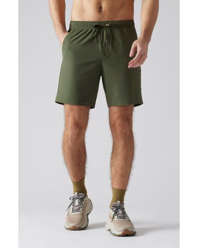 Rhone Pursuit 7-inch Unlined Training Shorts - Green