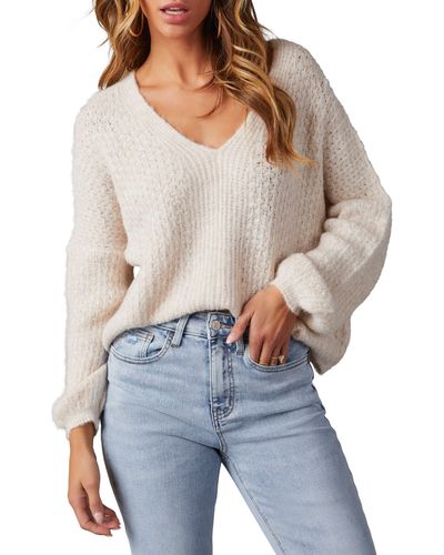 Vici Collection Egremont V-neck Crop Sweater - White
