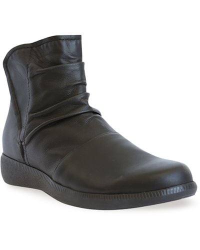 Munro Scout Water Resistant Bootie - Black