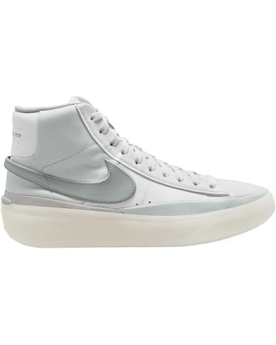 Nike Blazer Phantom Mid Top Sneaker - White