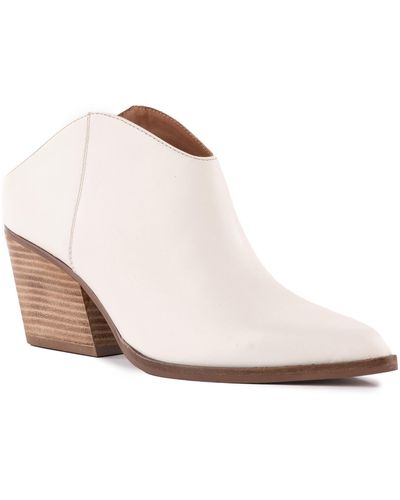 Seychelles Fancy Affair Pointed Toe Western Boot - White