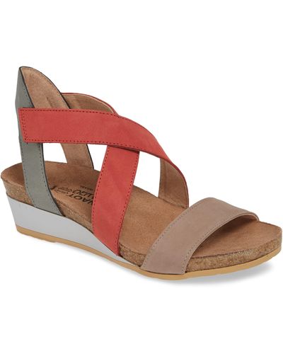 naot heels