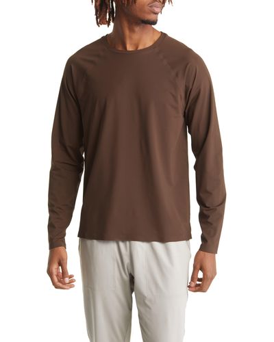 Alo Yoga Idol Stretch Long Sleeve T-shirt - Brown