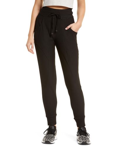 Hue Cozy Curves High Waist Pocket sweatpants - Black