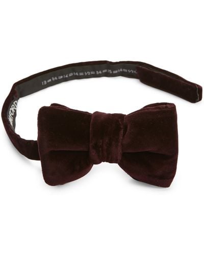 Tom Ford Pre-tied Compact Velveteen Bow Tie - Black