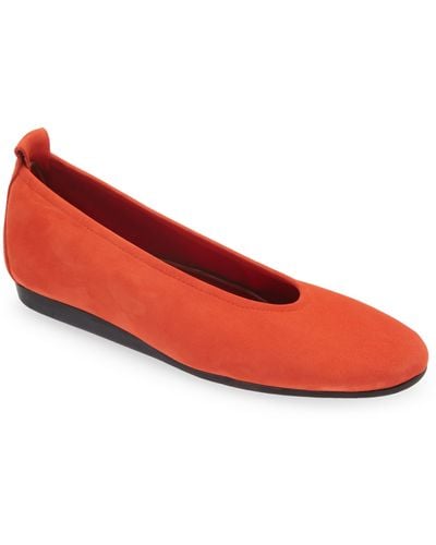 Arche 'laius' Flat - Red