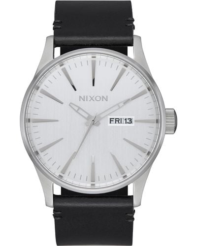 Nixon The Sentry Leather Strap Watch - Gray