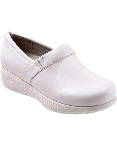 White Softwalk Heels for Women | Lyst