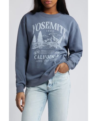 THE VINYL ICONS Yosemite Graphic Sweatshirt - Blue