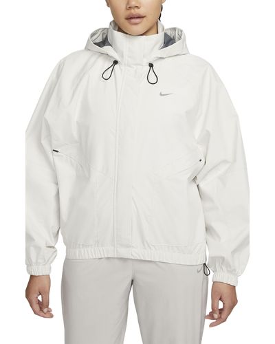 Nike Swift Storm-fit Running Jacket - White