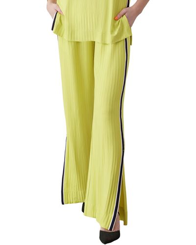 GSTQ Fadeaway Side Stripe Rib Pants - Yellow