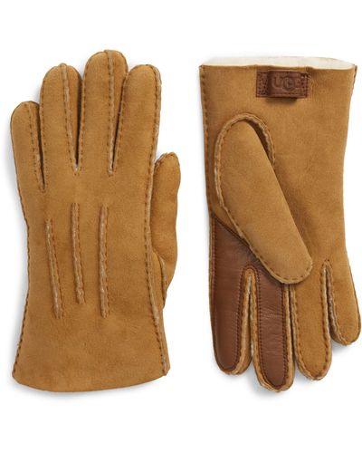 UGG ugg(r) Genuine Shearling Tech Gloves - Natural