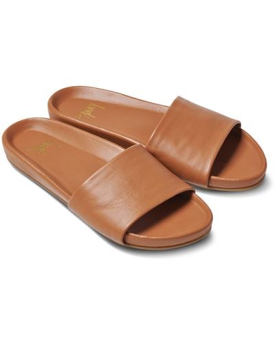 Beek Gallito Metallic Slide Sandal - Brown