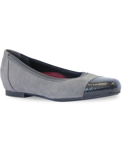 Munro Danielle Flat - Wide Width Available - Gray