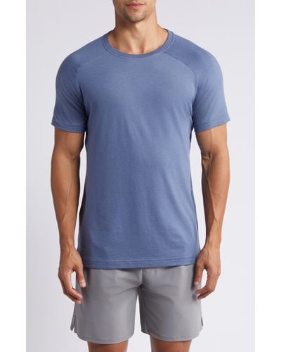 Alo Yoga The Triumph Crewneck T-shirt - Blue