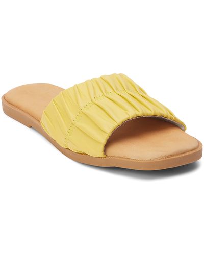 Matisse Viva Slide Sandal - Yellow