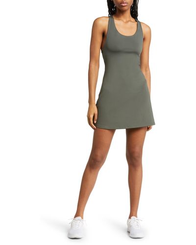 Alo Yoga Airlift Fly Tennis Dress - Green