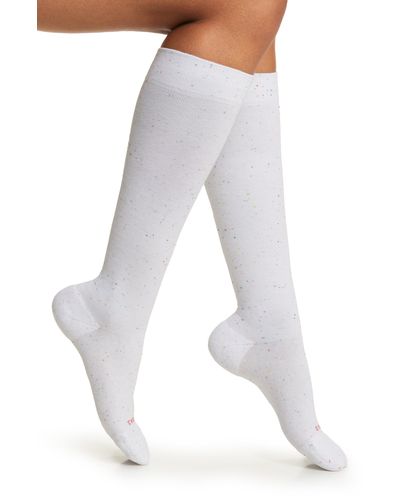 COMRAD Recycled Cotton Blend Knee High Compression Socks - White