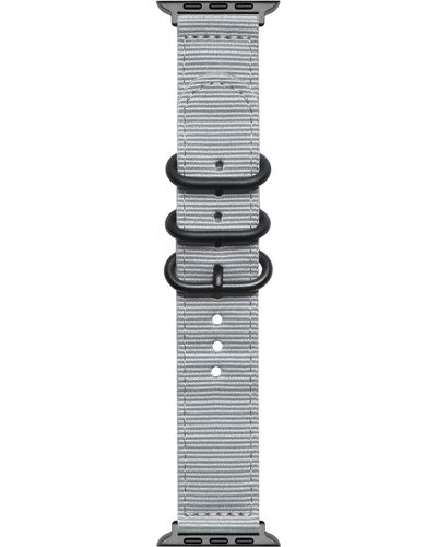 The Posh Tech Nylon Apple Watch Watchband - Gray