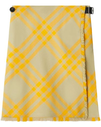 Burberry Check Pleated Kilt Skirt - Yellow