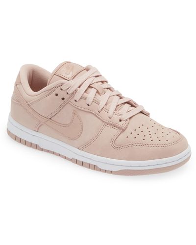 Nike Dunk Low Premium Sneaker - Pink