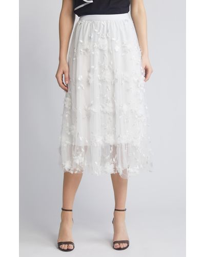 NIKKI LUND Audra Floral Appliqué Chiffon Maxi Skirt - White