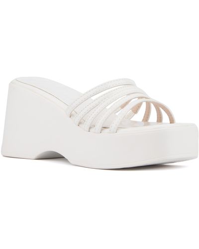 Olivia Miller Dreamer Slide Sandal - White