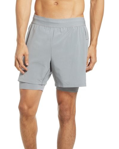 Nike Dry-fit 2-in-1 Pocket Yoga Shorts - Gray