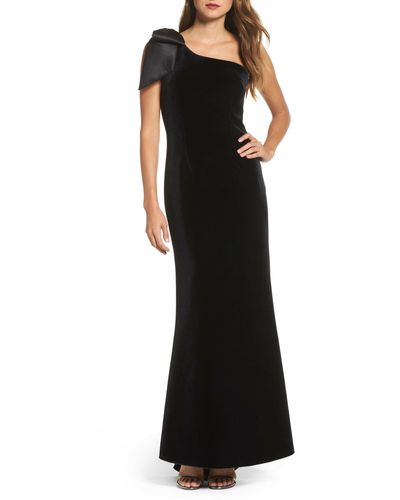 Eliza J Bow One-shoulder Velvet Gown (petite) - Black