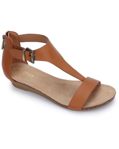 Kenneth Cole Great Gal T-strap Sandal - Brown
