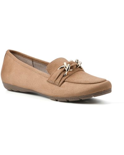 White Mountain Gainful Loafer - Natural