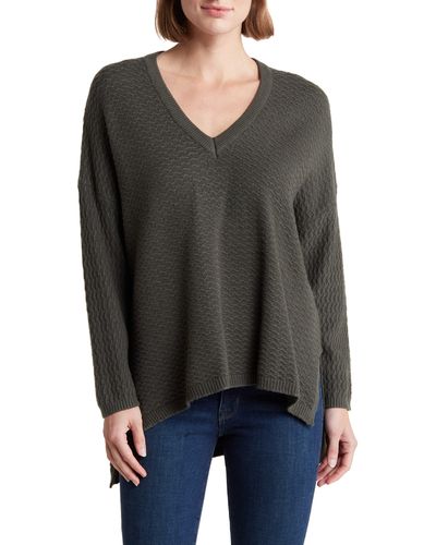 Adrianna Papell Boxy V-neck Pullover Sweater - Black