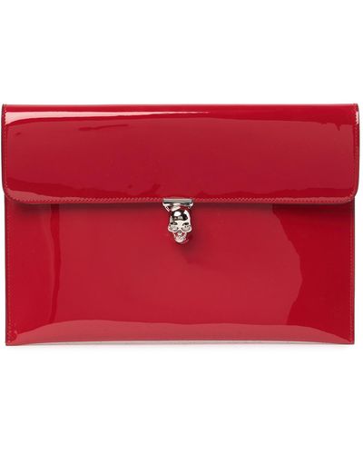 Alexander McQueen Skull Lock Patent Leather Envelope Clutch - Red