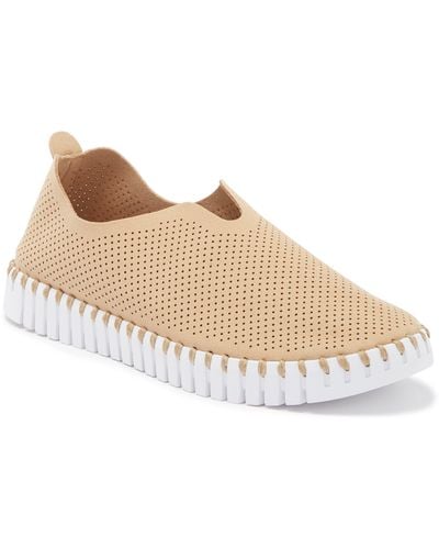 Ilse Jacobsen Tulip Perforated Sneaker - Natural