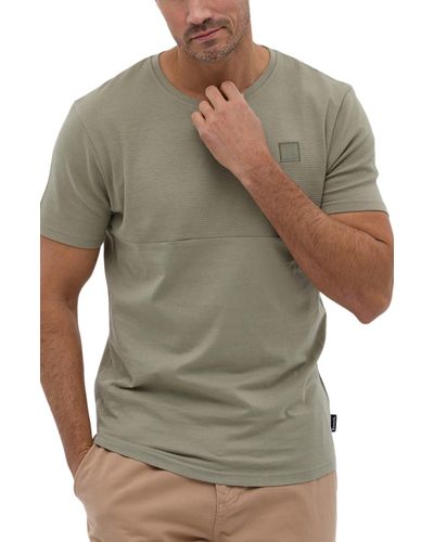 Bench Darfiti Logo Patch Cotton T-shirt - Green