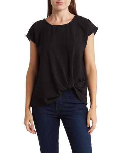 Pleione Textured Twist T-shirt - Black