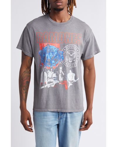 Merch Traffic Ramones Rockaway Beach Cotton Graphic T-shirt - White